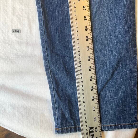 Avenue Blues Women Jeans size 18 Blue Mid Rise Stretch Straight Leg - Picture 3 of 11